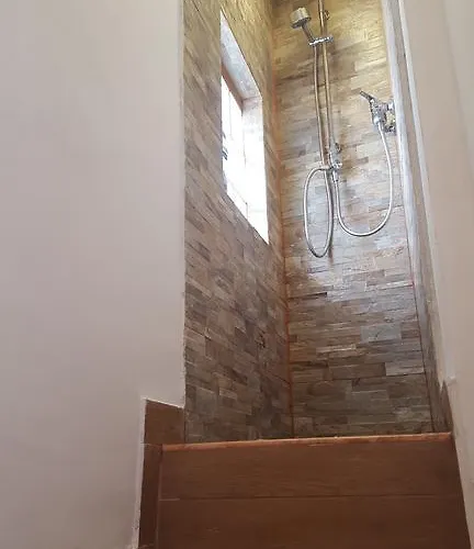 Dantes Apartmán Katánie